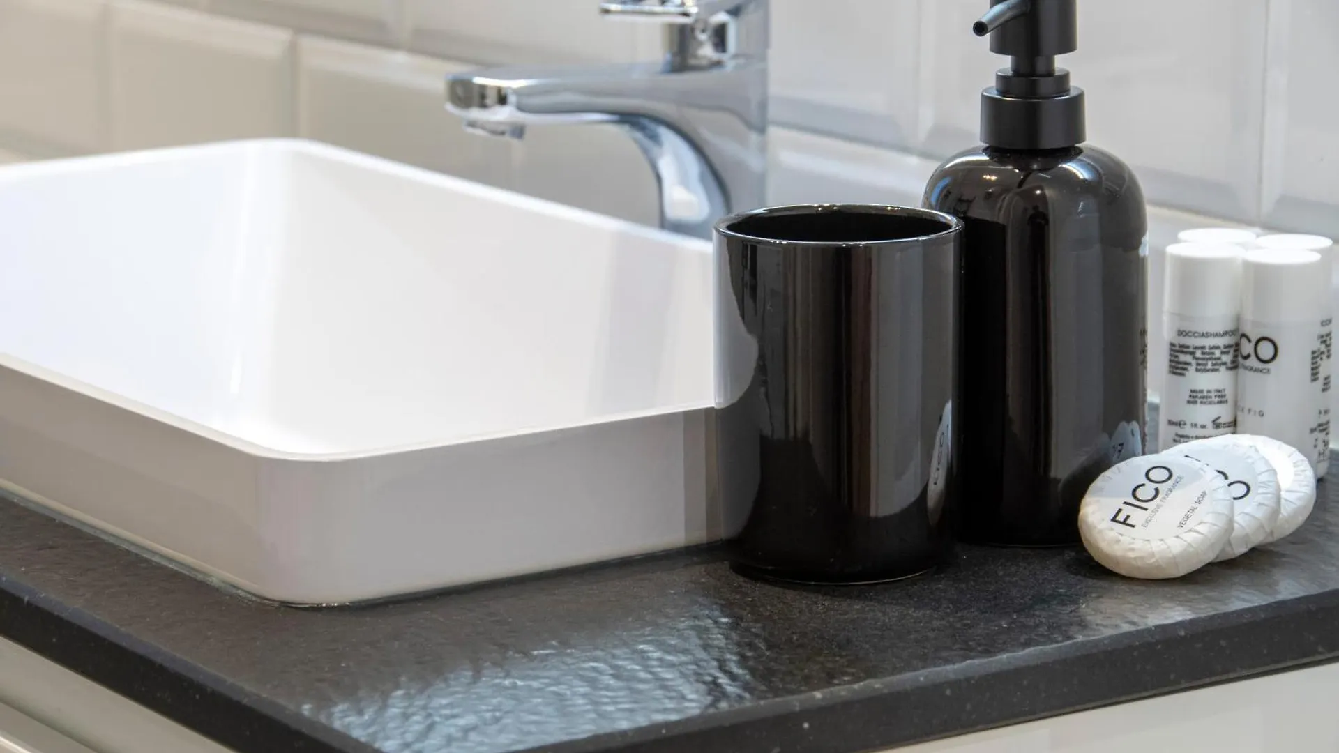 ボローニャHousmart Previati 3アパートメント イタリア